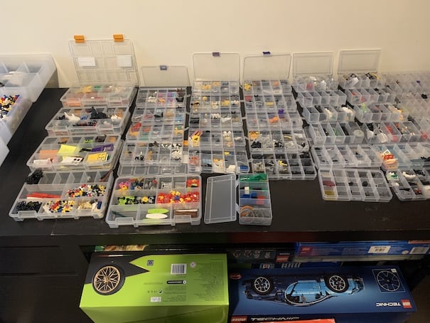 Small items are divided into compartments