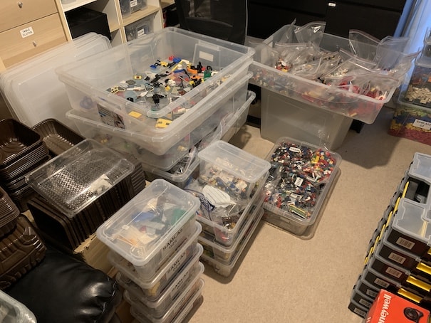 Tubs full of assorted LEGO pieces